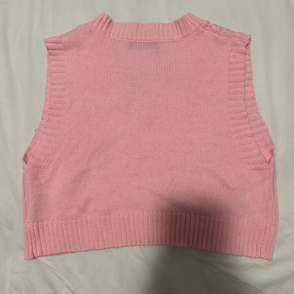 Women’s SHEIN sweater vest - Picture 2 of 3